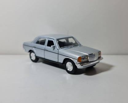 MERCEDES 230E