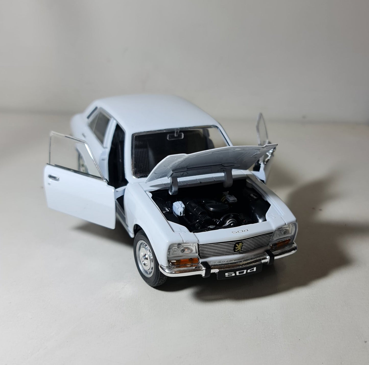PEUGOET 504 GL