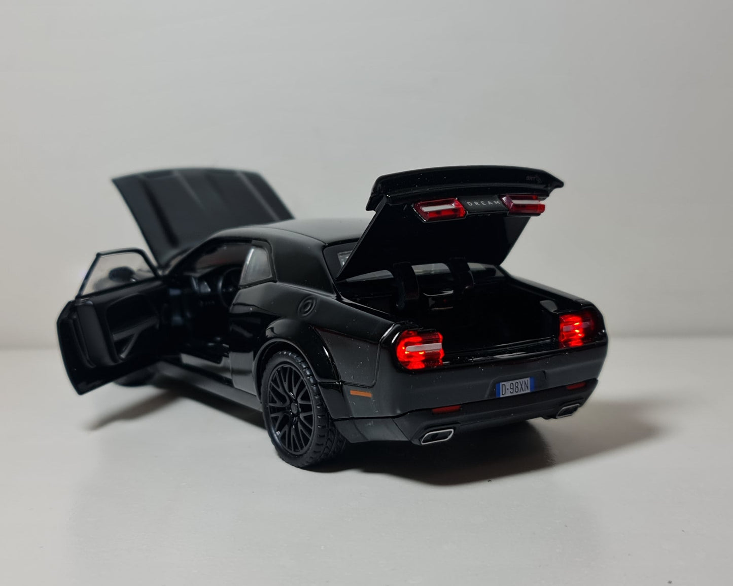 DODGE CHALLENGER SRT