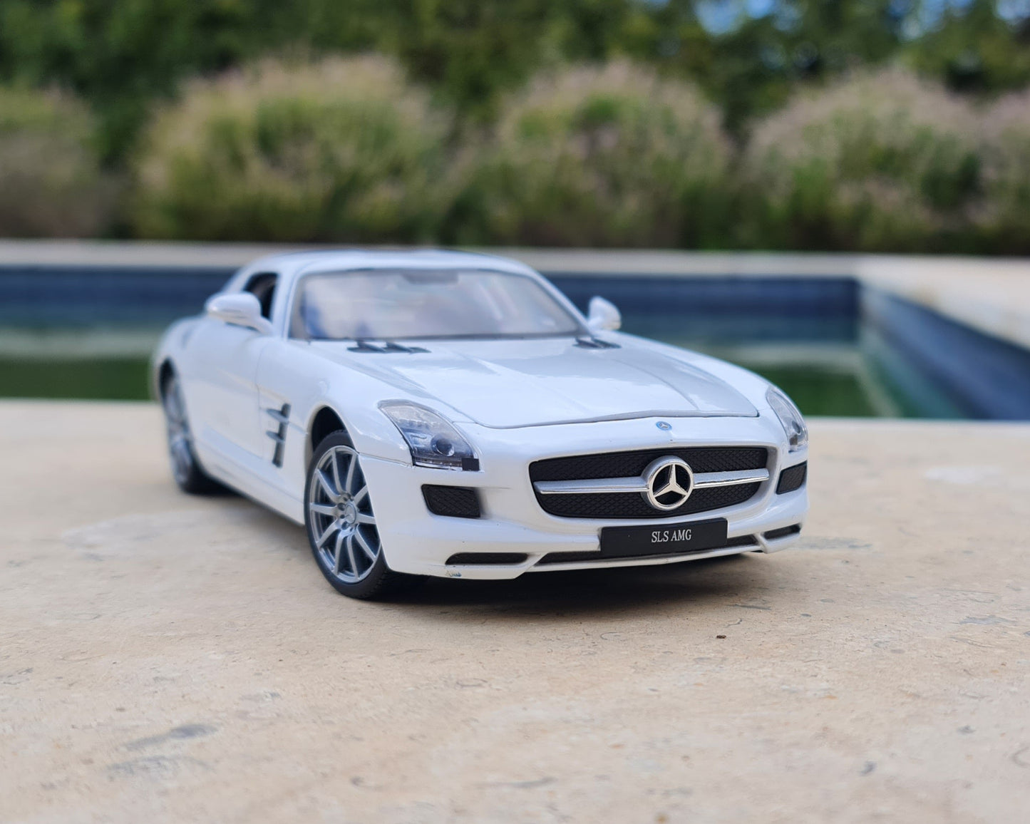 MERCEDES SLS AMG