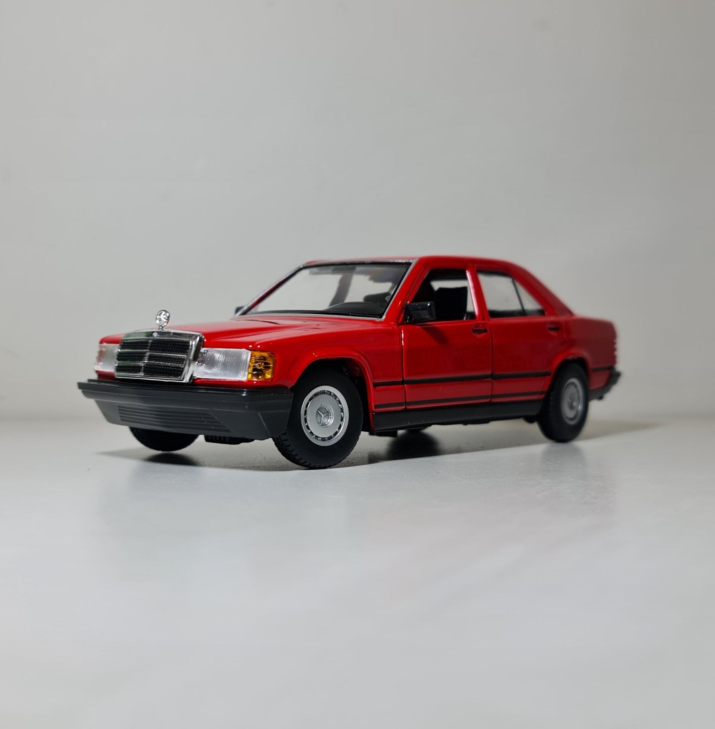 MERCEDES 190E W201