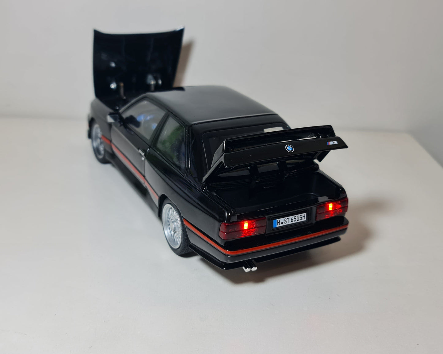 BMW E30