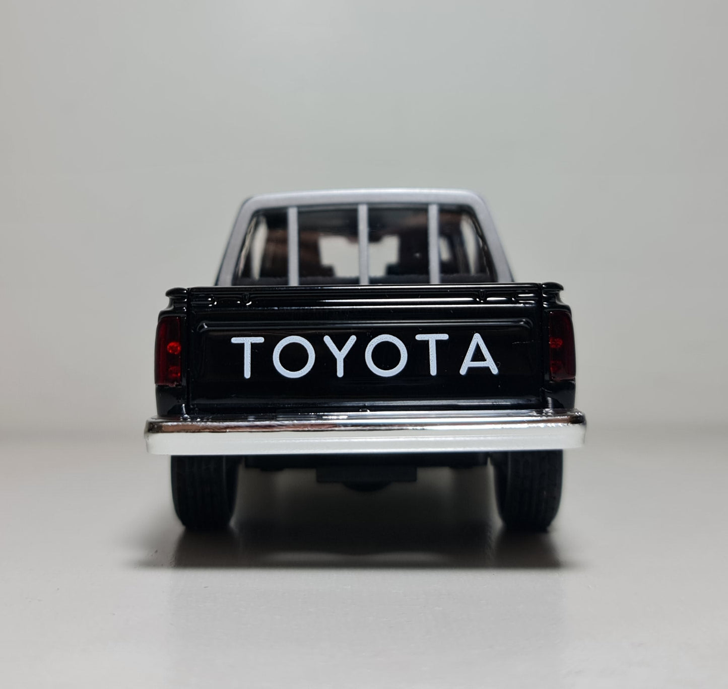 TOYOTA HILUX 1995