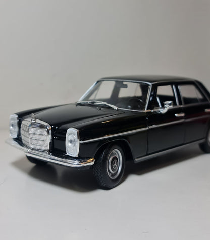 MERCEDES W115 220E