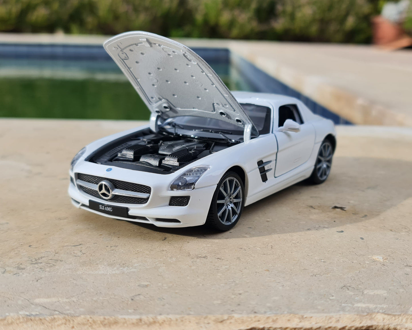 MERCEDES SLS AMG