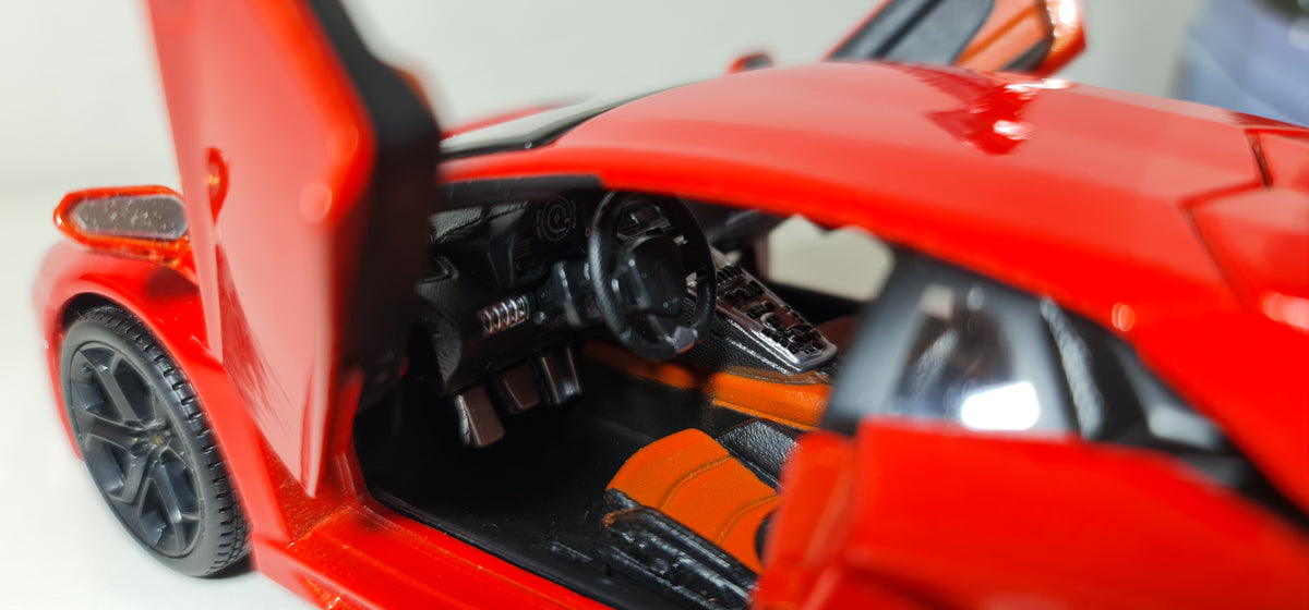 LAMBORGHINI AVENTADOR