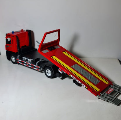 TRUCK HAULER VEHICLE