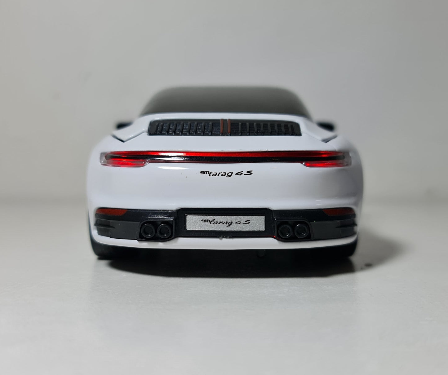 PORSCHE 911 TARGA 4S