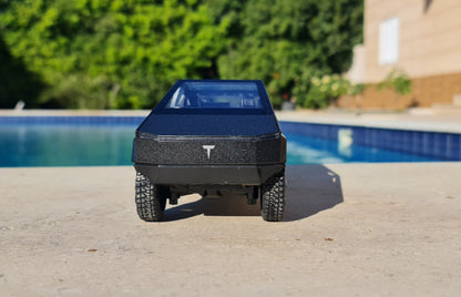 TESLA CYBERTRUCK