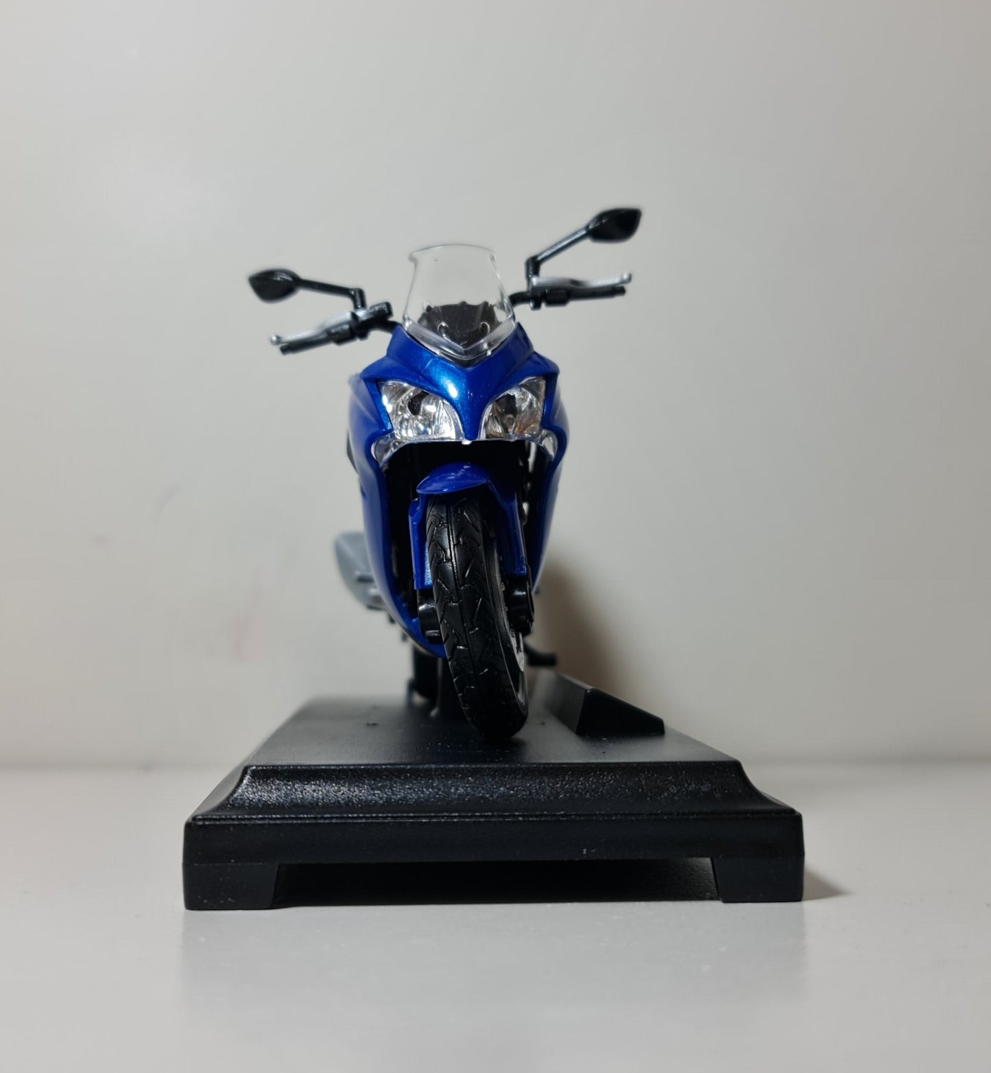 SUZUKI GSX S1000F