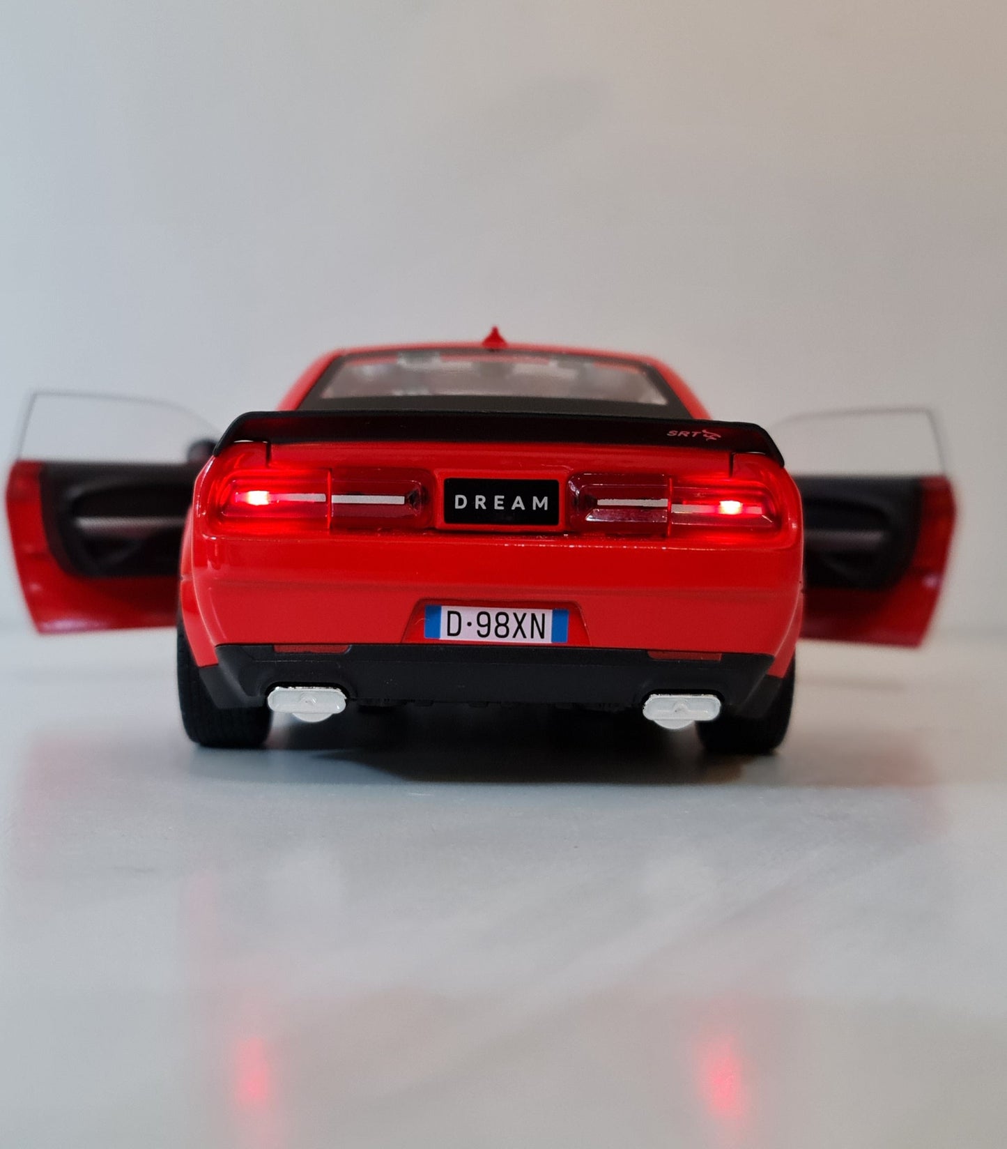 DODGE CHALLENGER SRT (HELLCAT EYES)