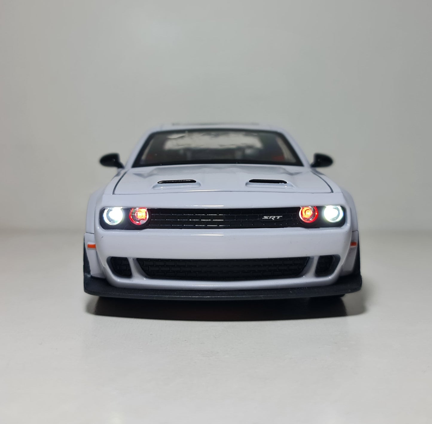 DODGE CHALLENGER SRT (HELLCAT)