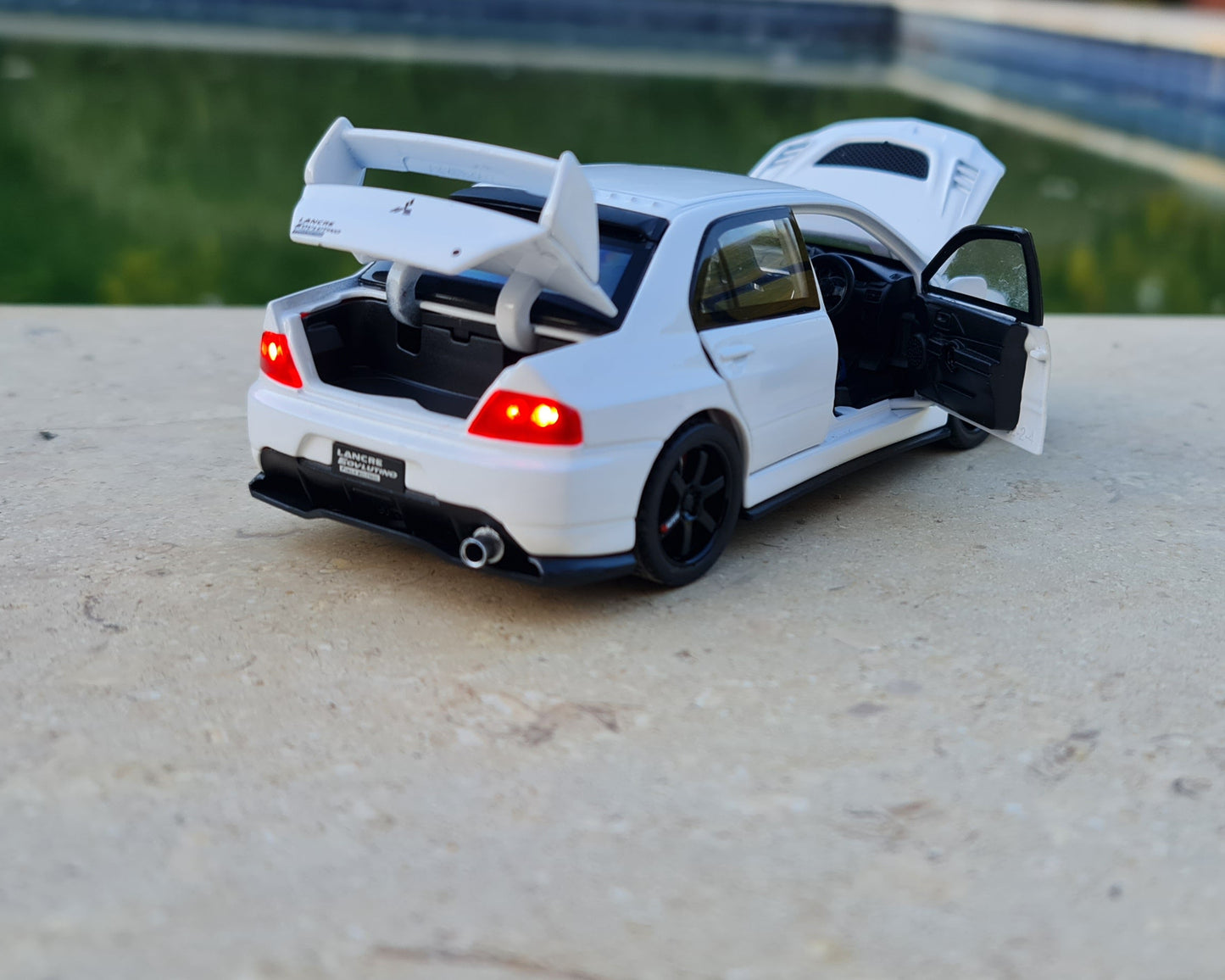 MITSUBISHI LANCER EVO 9