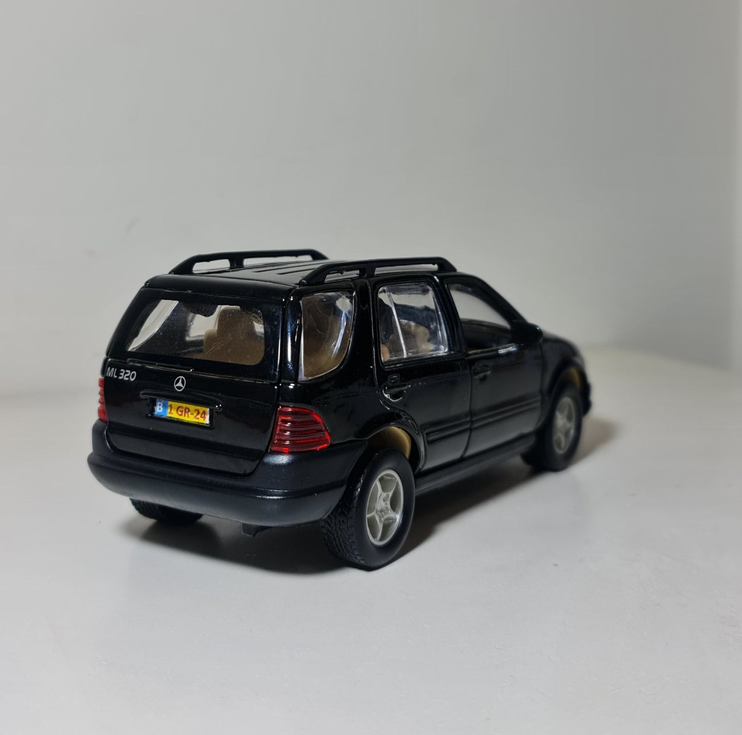 MERCEDES ML320