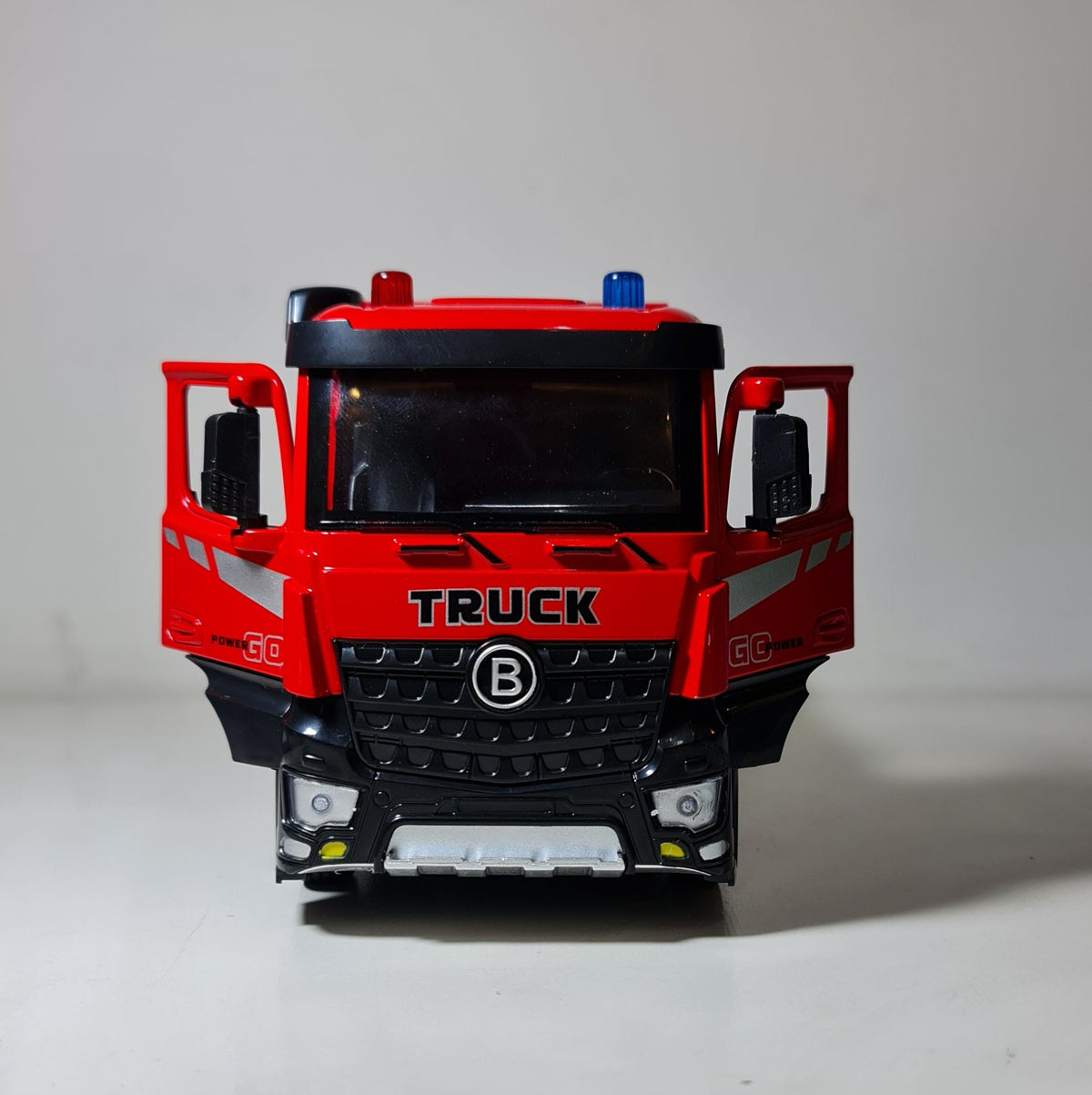 TRUCK HAULER VEHICLE