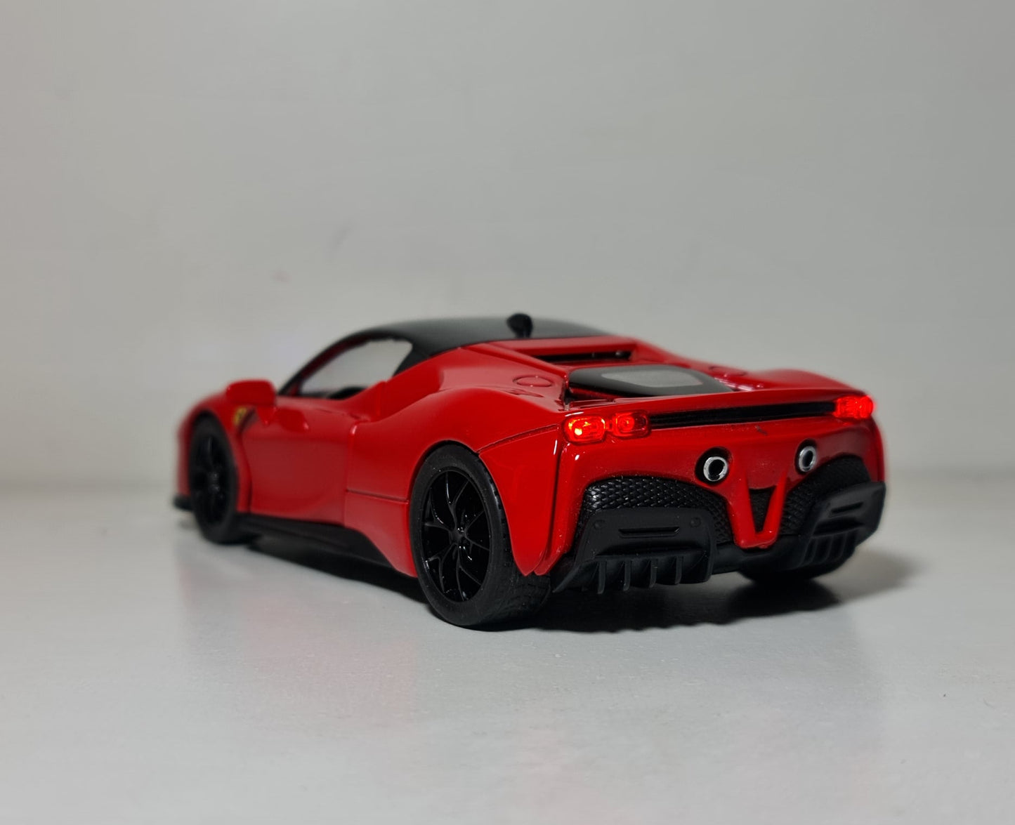 FERRARI SF90