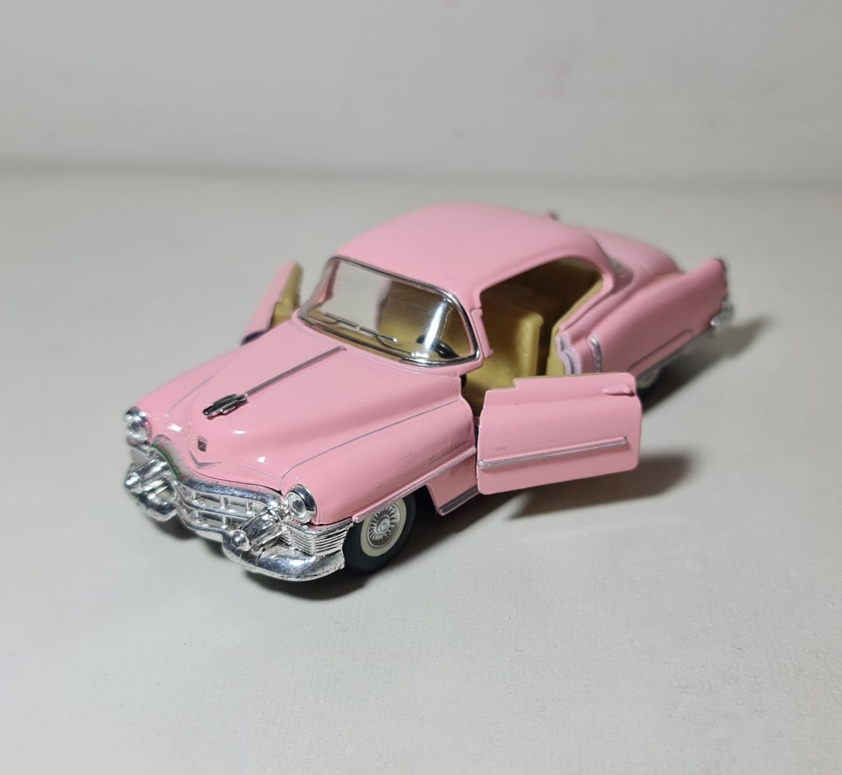 CADILLAC VENTWOOD 1952