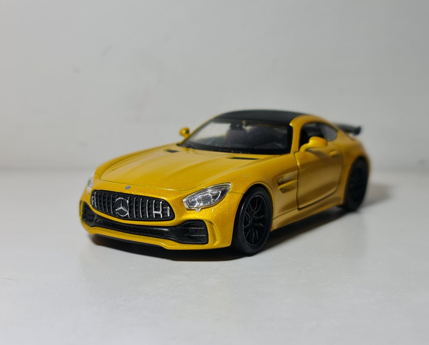 MERCEDES GTR