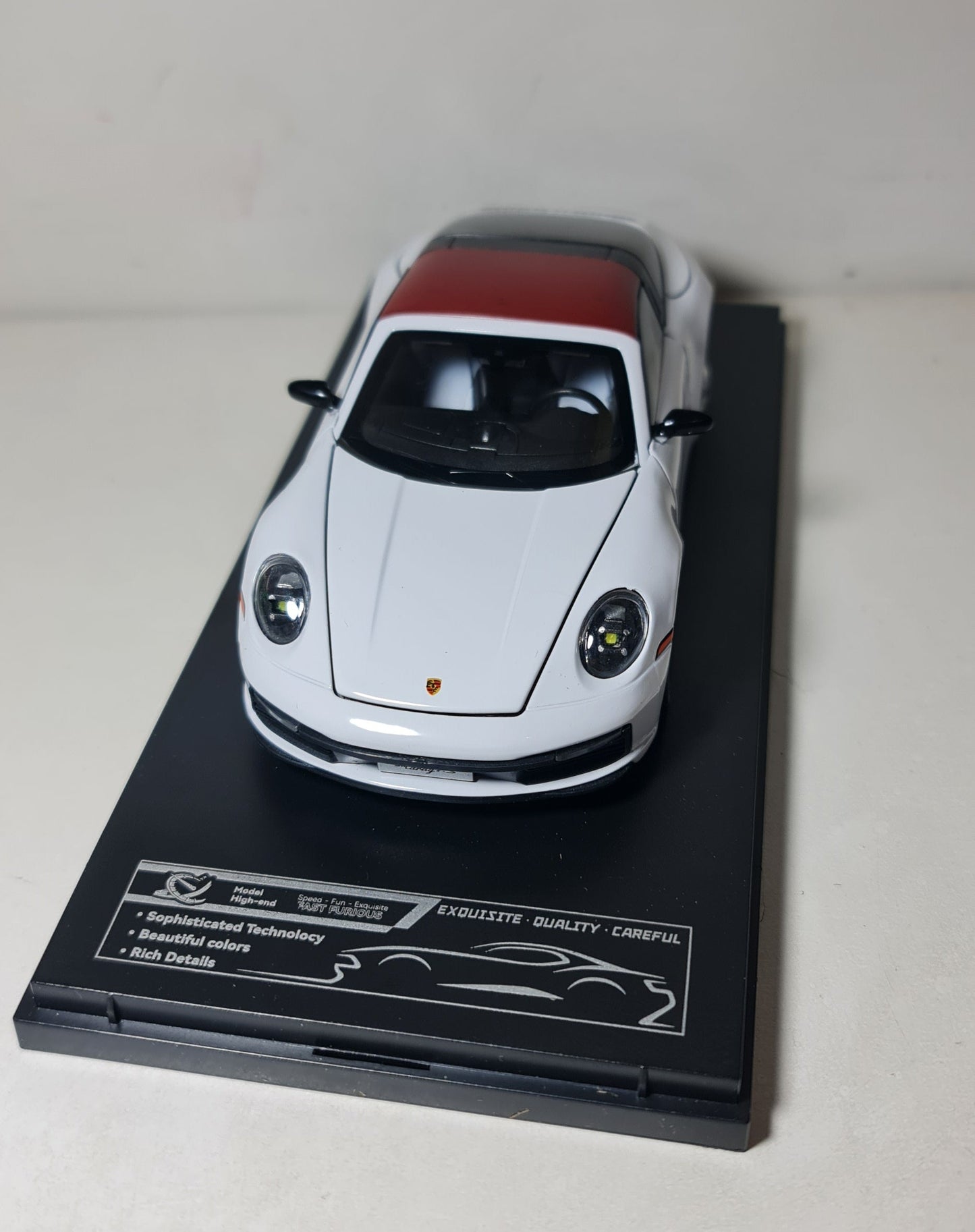 PORSCHE 911 TARGA 4S