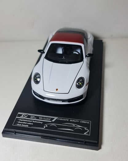PORSCHE 911 TARGA 4S