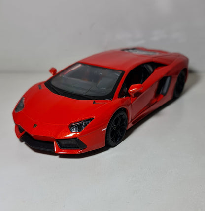 LAMBORGHINI AVENTADOR