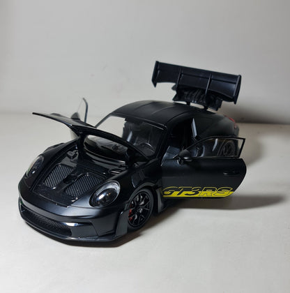 PORSCHE 992 GT3RS (1/24)