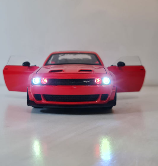 DODGE CHALLENGER SRT (HELLCAT EYES)