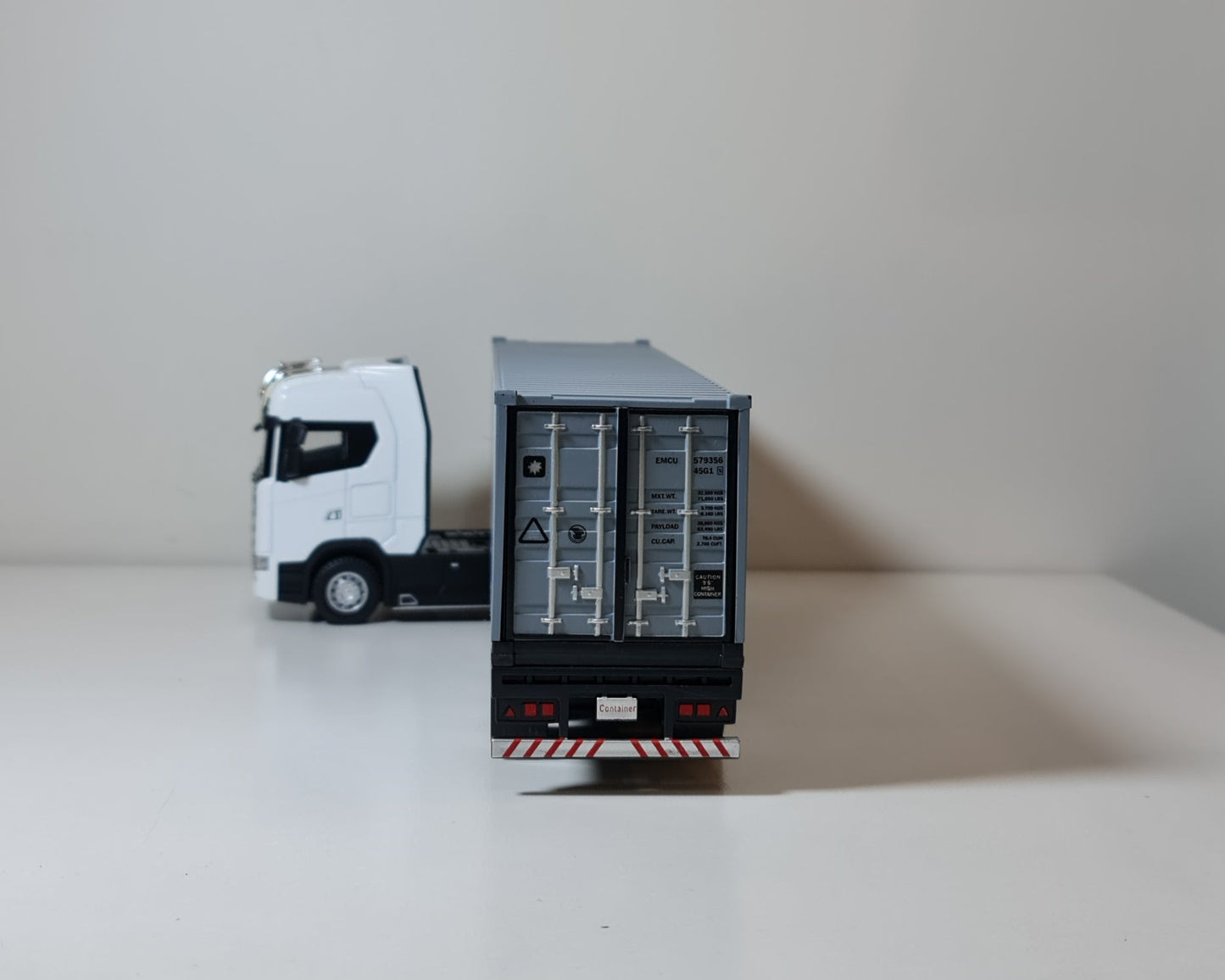 SCANIA MAERSEK TRUCK