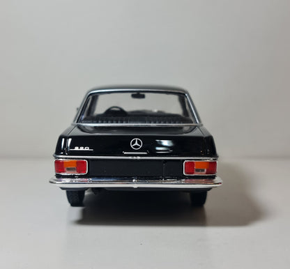 MERCEDES W115 220E