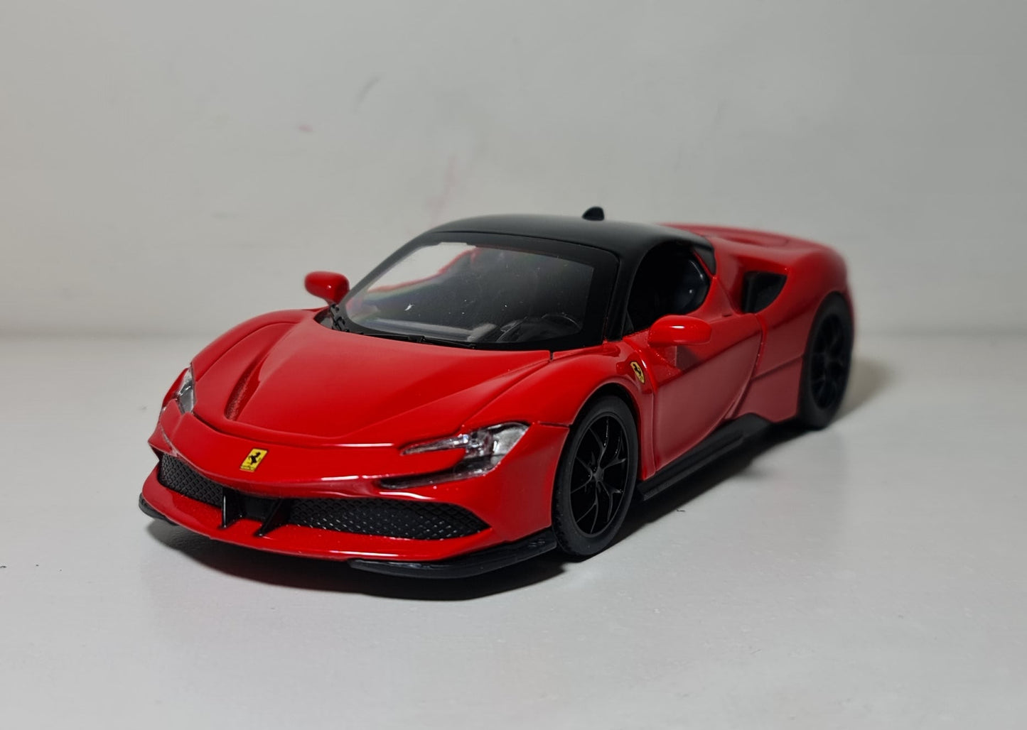 FERRARI SF90