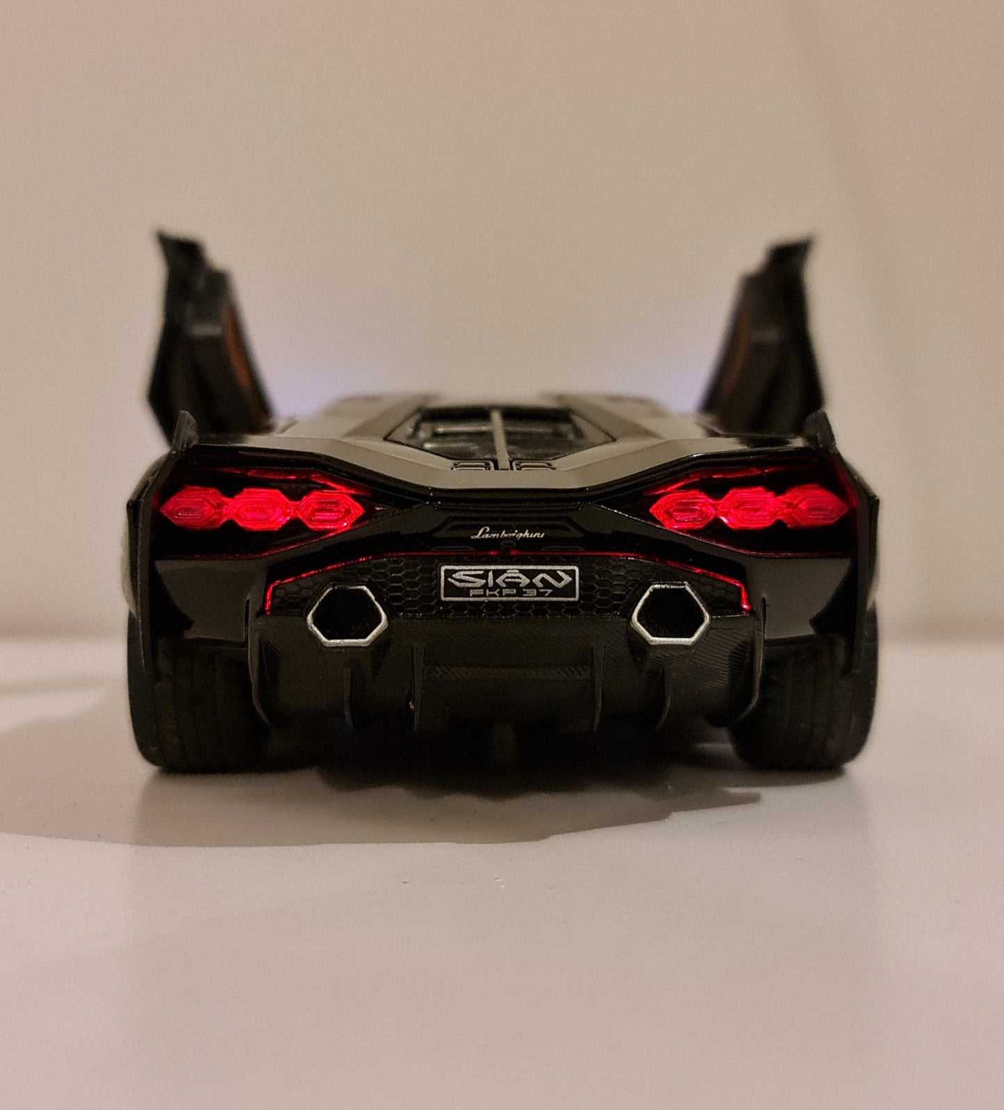 LAMBORGHINI SIAN