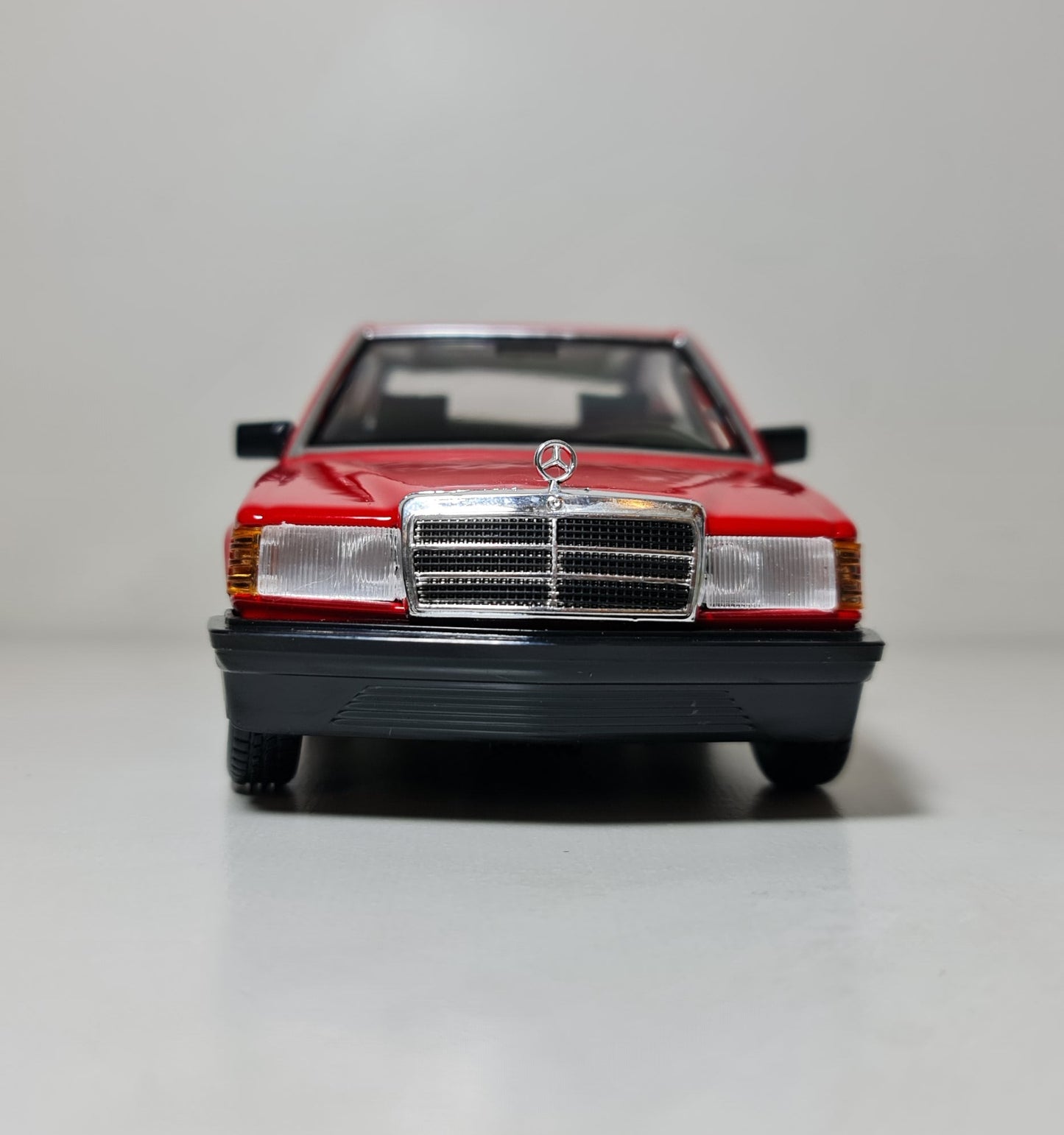 MERCEDES 190E W201