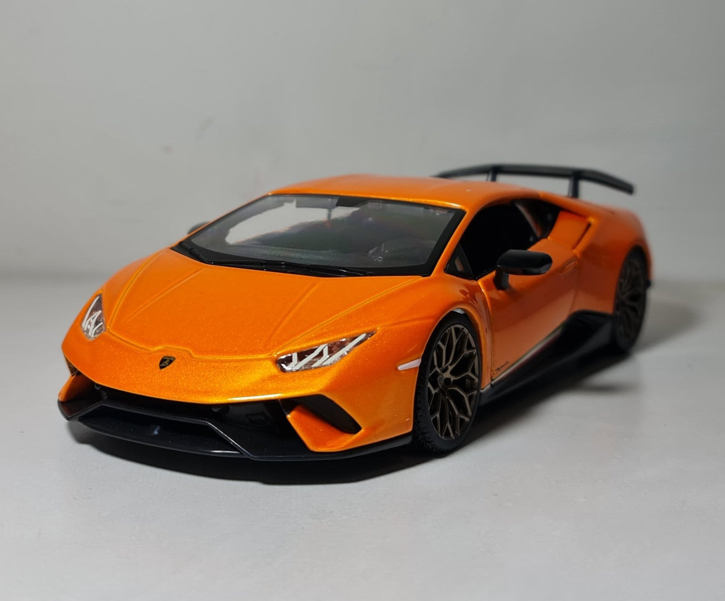 LAMBORGHINI HURACAN PERFORMANTE